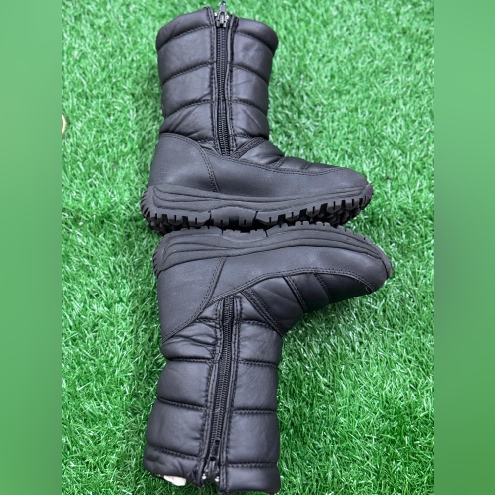 Magellan Kids Black Quilted Winter Boots Size 12D